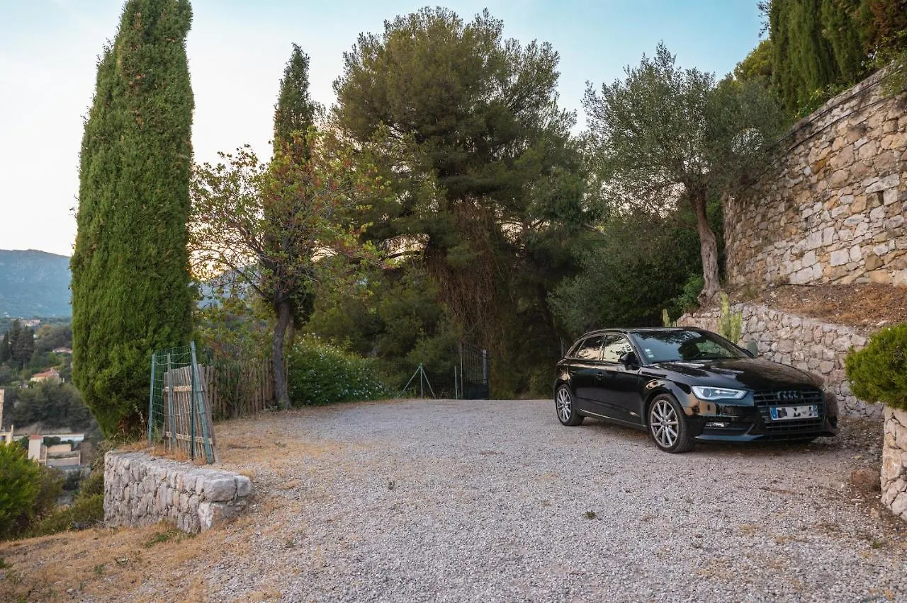 Villa Bethanie, Villa D'Epoque Sur Les Collines, Vue Imprenable Sur Menton Et La Mer